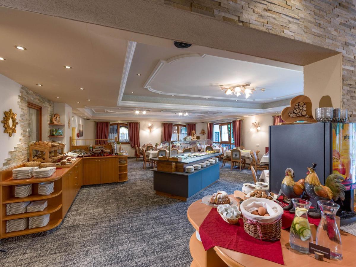 Hotel Landhaus Zillertal Fügen Extérieur photo