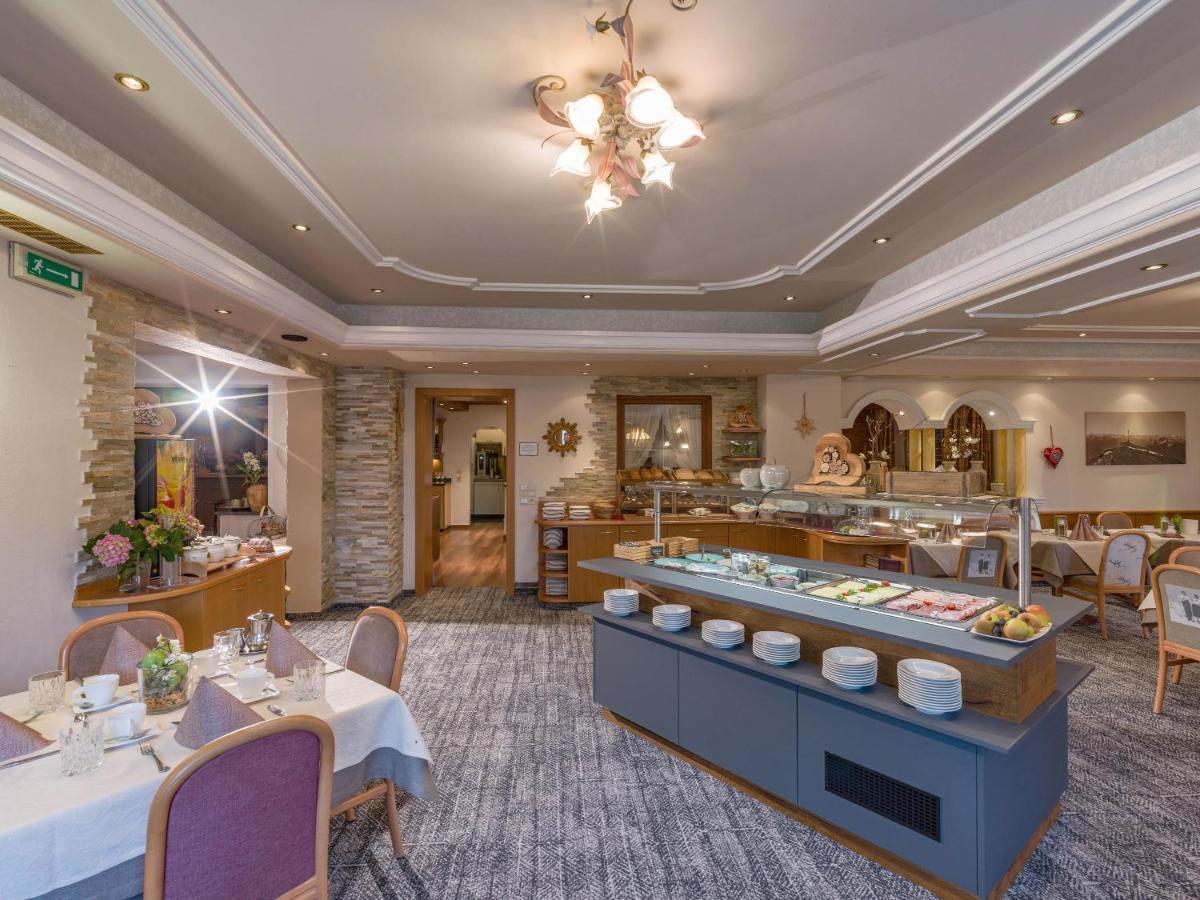 Hotel Landhaus Zillertal Fügen Extérieur photo