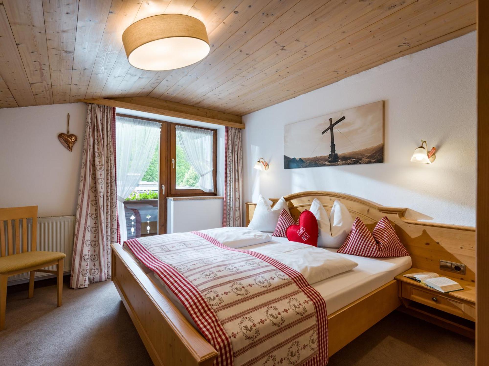 Hotel Landhaus Zillertal Fügen Extérieur photo