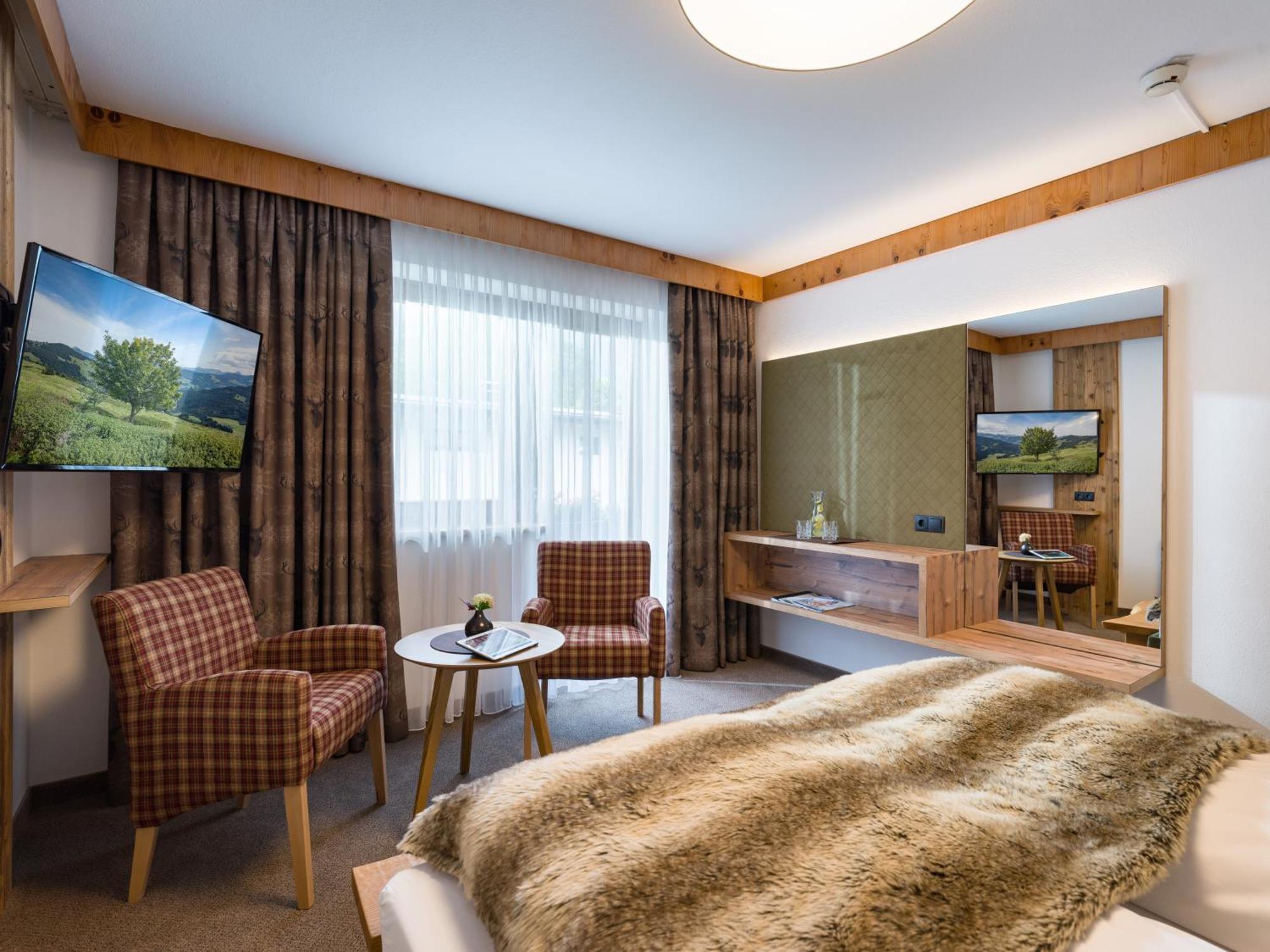 Hotel Landhaus Zillertal Fügen Extérieur photo